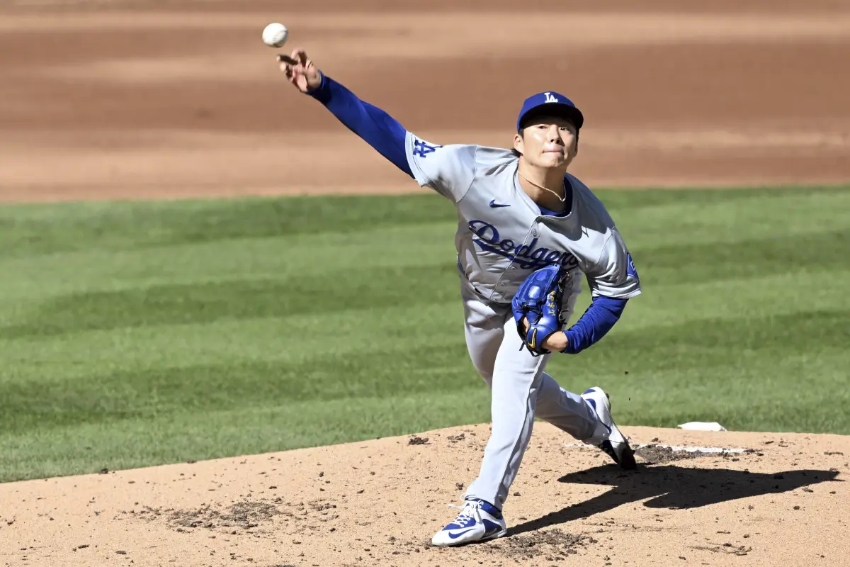 ▲山本由伸本場對上小熊隊的比賽，主投5局僅被打出3支安打，狂飆8次三振，招牌「溜溜曲球」被稱為藝術品。（圖／美聯社／達志影像）