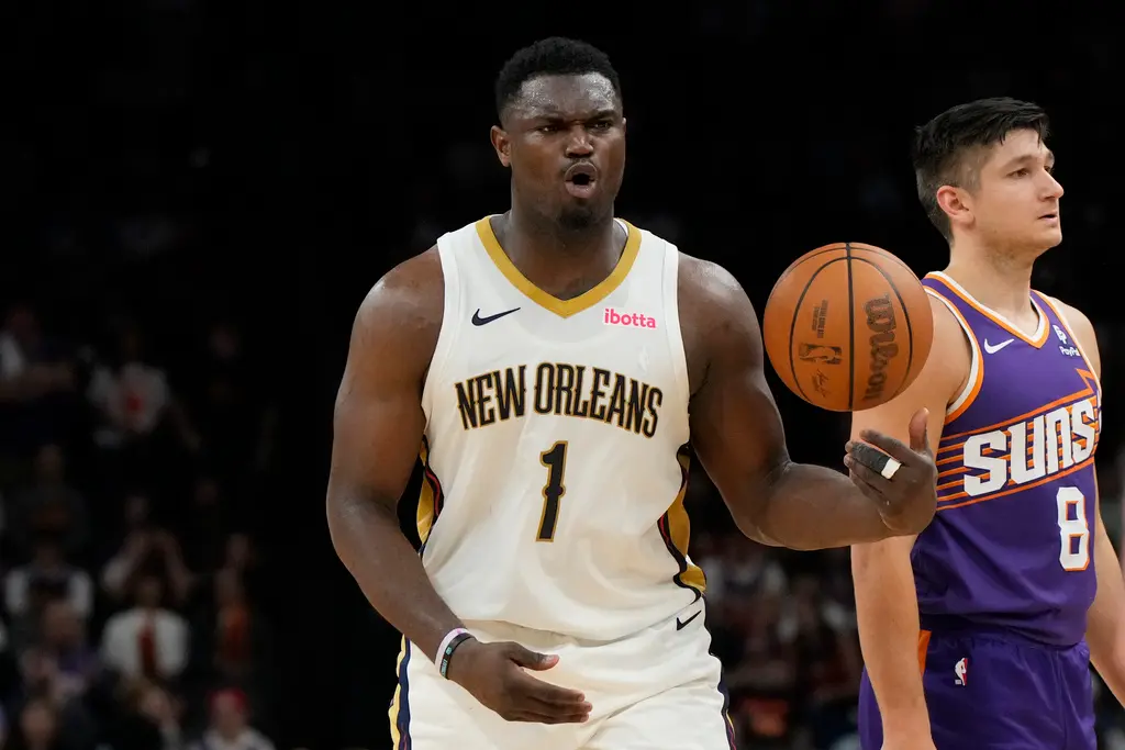 ▲鵜鶘「怪物狀元」Zion Williamson狂轟29分，率隊以113：105擊落太陽。（圖／美聯社／達志影像）