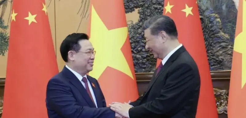 ▲越南國會主席王廷惠（Vuong Dinh Hue，左）8日在北京會見中國國家主席習近平（右）。（圖／翻攝自X）
