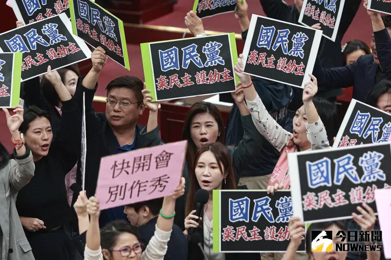 ▲台北市長蔣萬安赴議會做施政報告遭民進黨黨團杯葛。（圖／記者葉政勳攝 , 2024.04.09）