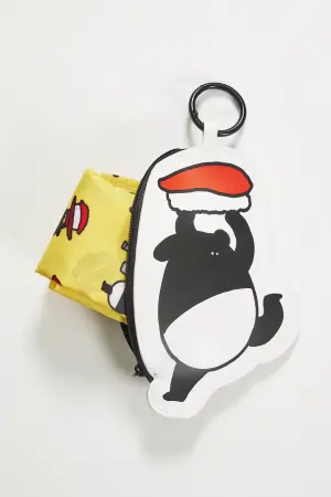 ▲「SUSHIRO x LAIMO貘力環保袋」上的收納包還可當鑰匙圈或零錢包。（圖／台灣壽司郎提供）