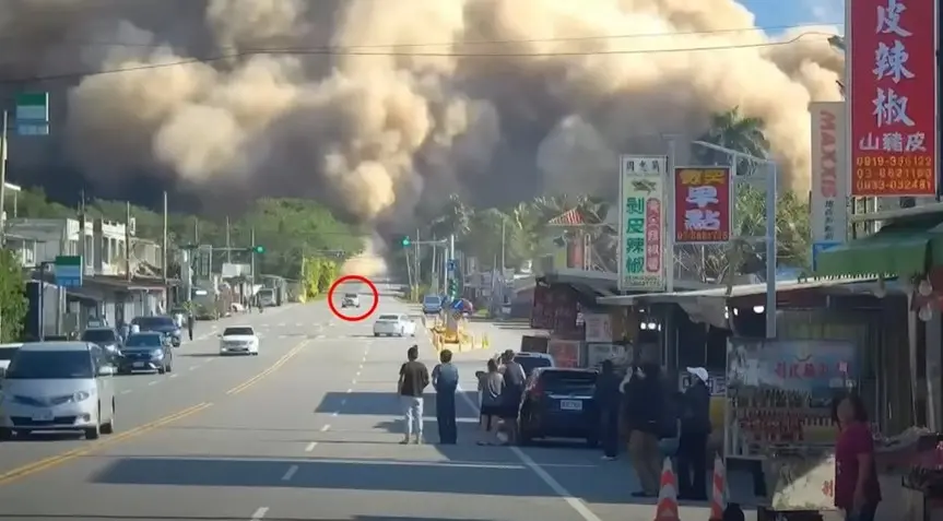 ▲ 葉元之爆料，國家級警報該響未響，「台版馮迪索」也沒收到簡訊。（圖／翻攝網路）
