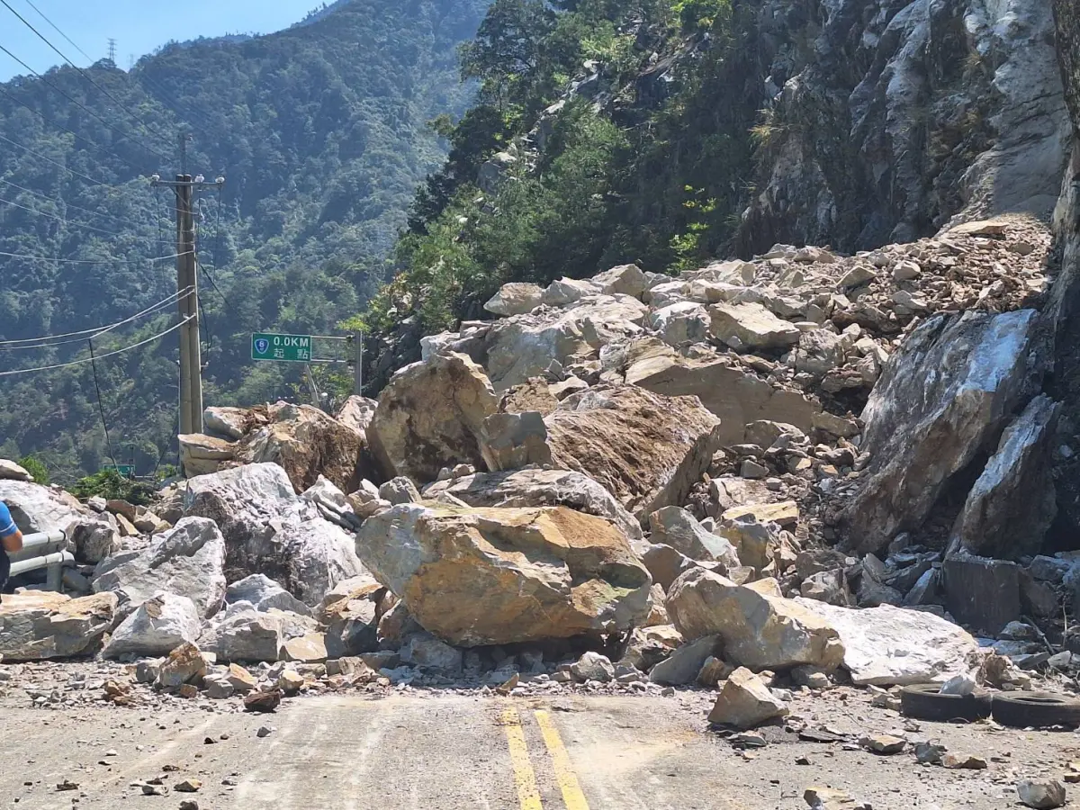 ▲4月3日花蓮7.2大地震，後續餘震一波接著一波，截至今（12）日12時02分累積達857起。（圖／翻攝古秀英臉書，2024.04.11）