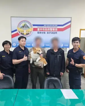 ▲24歲張姓飼主認出愛犬，迅速前往派出所領回愛犬。（圖／取自翁子派出所）