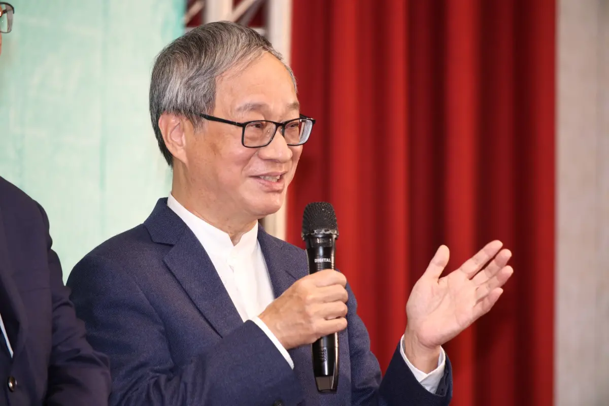 ▲卓榮泰宣布，作家小野將接任文化部長。（圖／記者陳明中攝，2024.04.12）