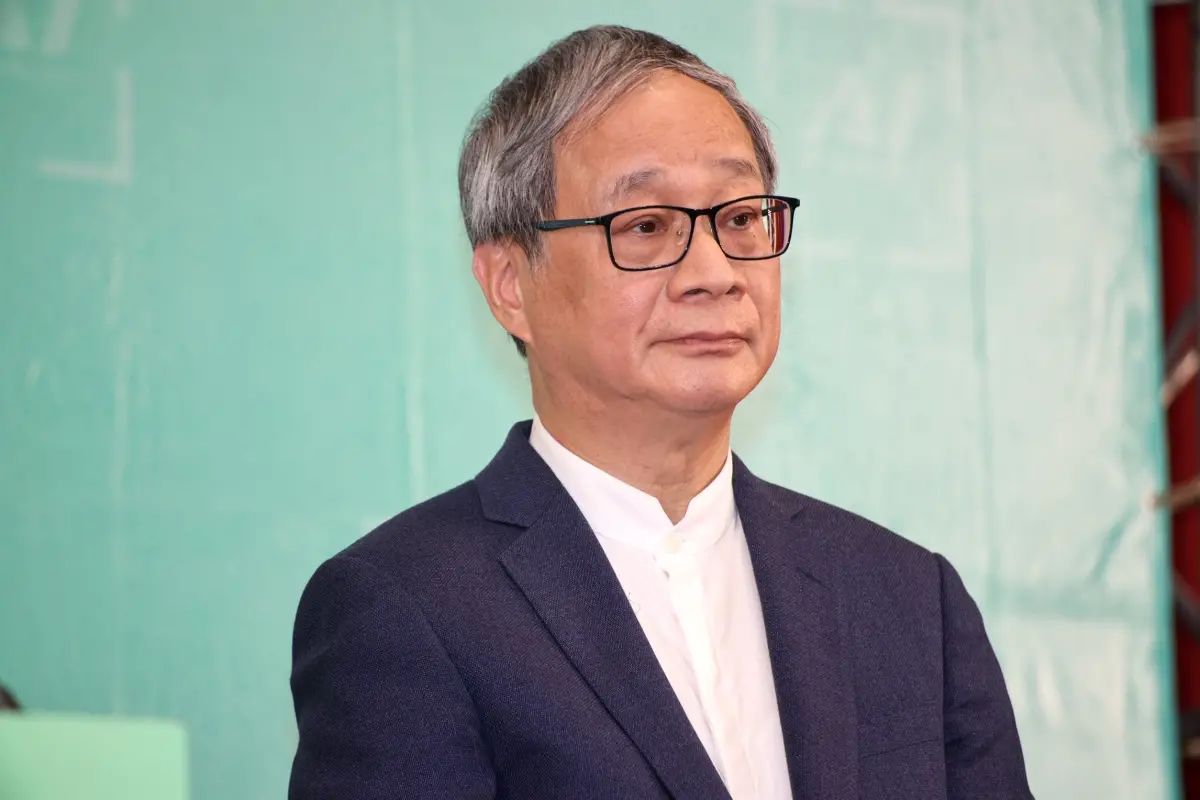 ▲72歲作家「小野」李遠接任文化部長，稱其上任後第一件想推動的事，便是推動文化幣領取資格下降到13歲。（圖／記者陳明中攝）