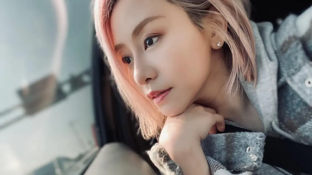 ▲藝人藍又時12日凌晨崩潰發文，暗指自己也是MeToo的受害者，引起外界關注。（圖／藍又時 Shadya 臉書）