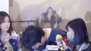 影/統神道歉不知「創意私房」嚴重性!跟苗博雅首同台:因沒錢了