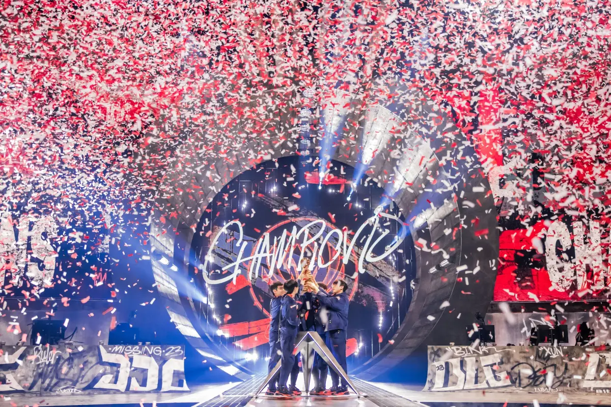 ▲LOL《英雄聯盟》5月將迎接每年首場國際賽「MSI 季中邀請賽」，2024年將有12支戰隊共同角逐冠軍。（圖／LOL ESport）