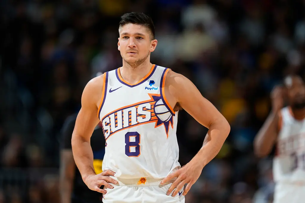 ▲鳳凰城太陽隊在季後賽開打前，先和球隊射手「鬼神艾倫」Grayson Allen簽下一份4年總價7000萬美元（約21.6億台幣）的豐厚續約合約。（圖／美聯社／達志影像）