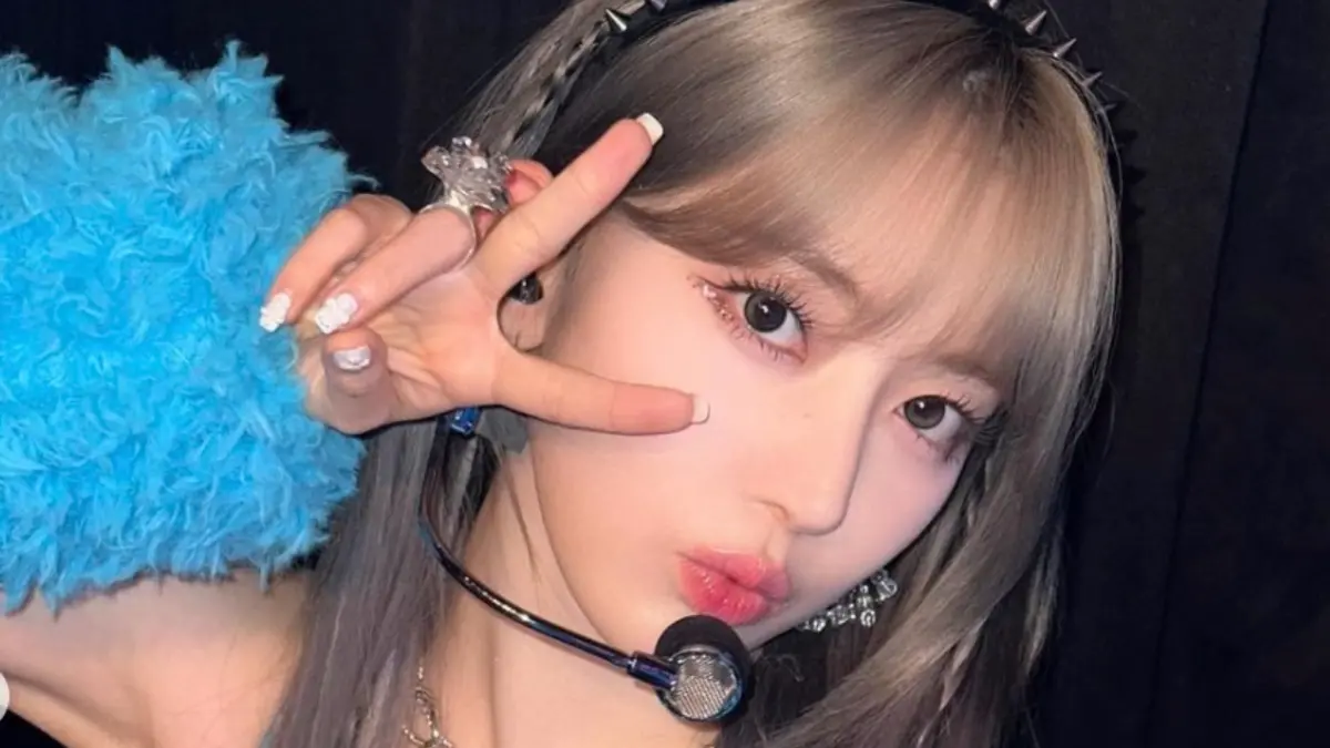 ▲LE SSERAFIM宮脇咲良15日親自回應科切拉舞台爭議，引發廣大網友撻伐。（圖／宮脇咲良IG）