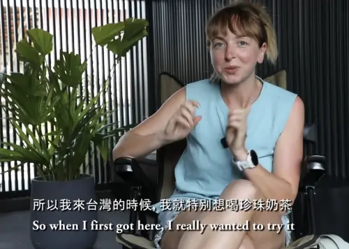 ▲英國導遊Zoe來台南居住1年半，她點出台南與英國3個最大的差異，直呼自己真是「錯得離譜」。（圖／翻攝自YT頻道「Stopkiddinstudio」）