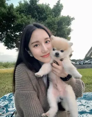 ▲Apple宣布結婚隔年又升格當媽媽。(圖/Apple IG) ▲Apple宣布結婚隔年又升格當媽媽。(圖/Apple IG)