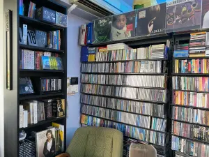 ▲蕭青陽工作室展出的唱片,只有其全部收藏的1/5。(圖/記者徐銘穗攝) ▲蕭青陽工作室展出的唱片,只有其全部收藏的1/5。(圖/記者徐銘穗攝)