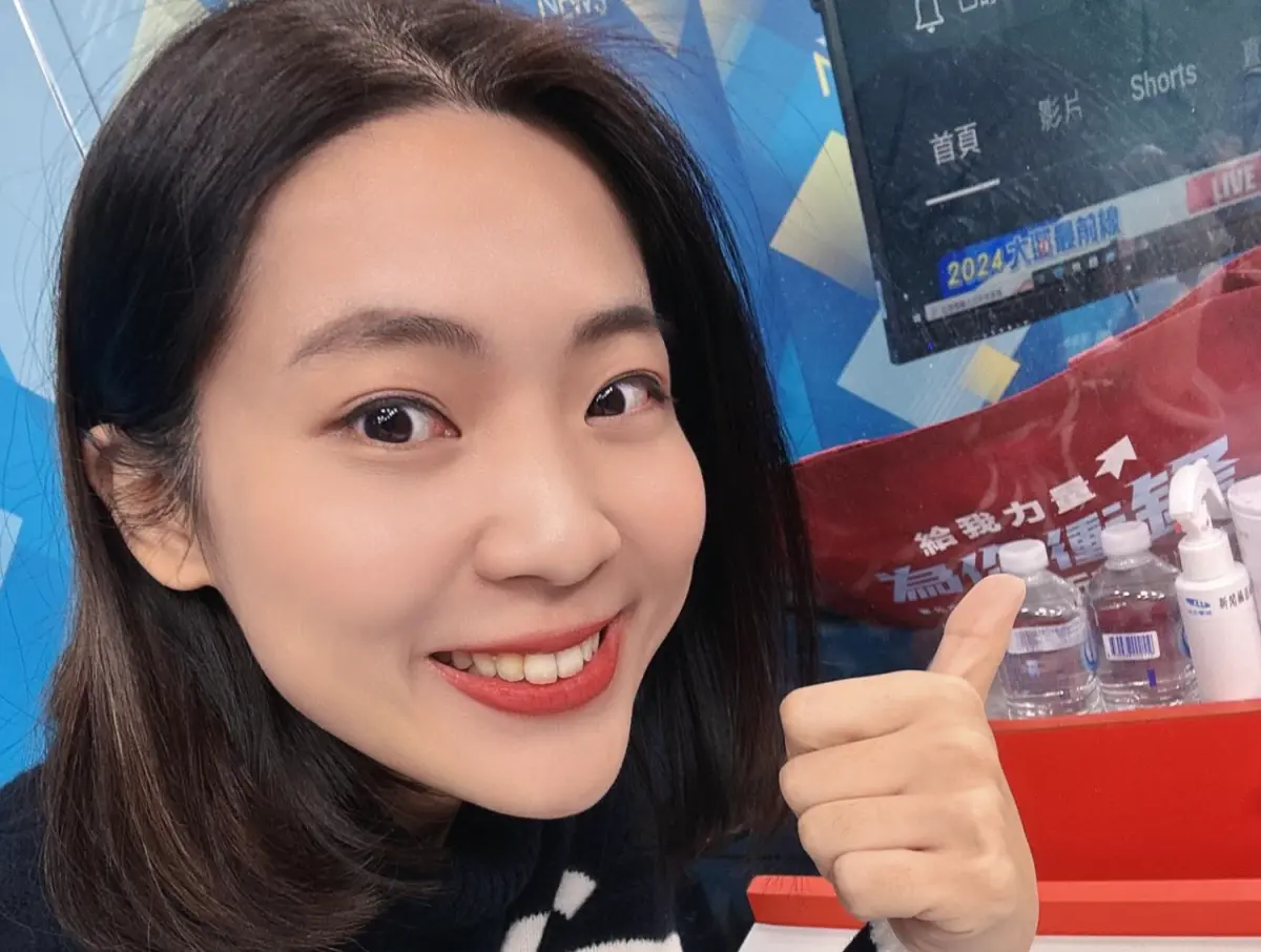 ▲徐巧芯最愛的包包是這顆「政界愛馬仕」。（圖／翻攝徐巧芯臉書）