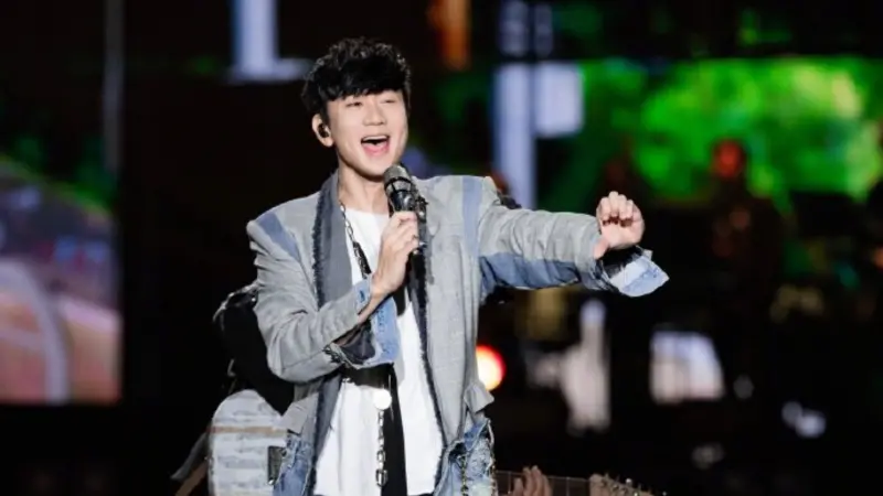 ▲林俊傑入圍第35屆金曲獎最佳華語男歌手獎，將與MC HotDog熱狗、Marz23等人爭歌王。（圖／林俊傑微博）