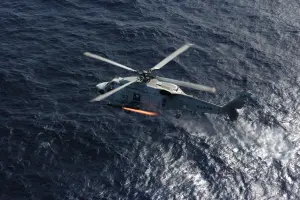 日本海上自衛隊2機8人墜海！尋獲1人宣告不治 日官員：可能相撞
