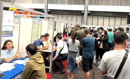 台灣年總工時2020小時太長?勞動部:沒那麼慘 但確實有進步空間