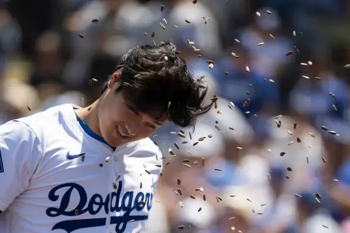 ▲道奇大谷翔平生涯176轟!超越「酷斯拉」松井秀喜,還幫助球隊終止連敗。(圖/美聯社/達志影像) ▲道奇大谷翔平生涯176轟!超越「酷斯拉」松井秀喜,還幫助球隊終止連敗。(圖/美聯社/達志影像)