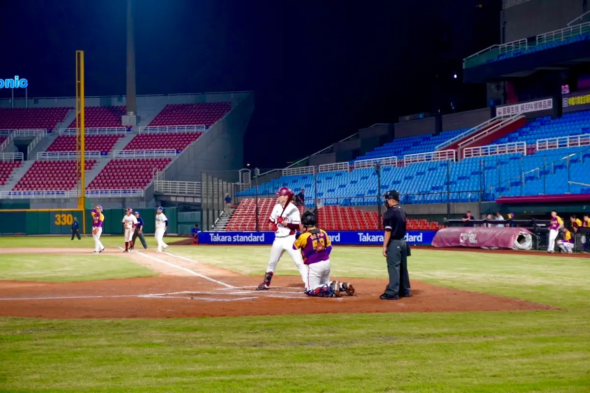 ▲樂天桃猿可以回家了！桃園球場測試賽通過，4月26日迎中職例行賽。（圖／中職提供）