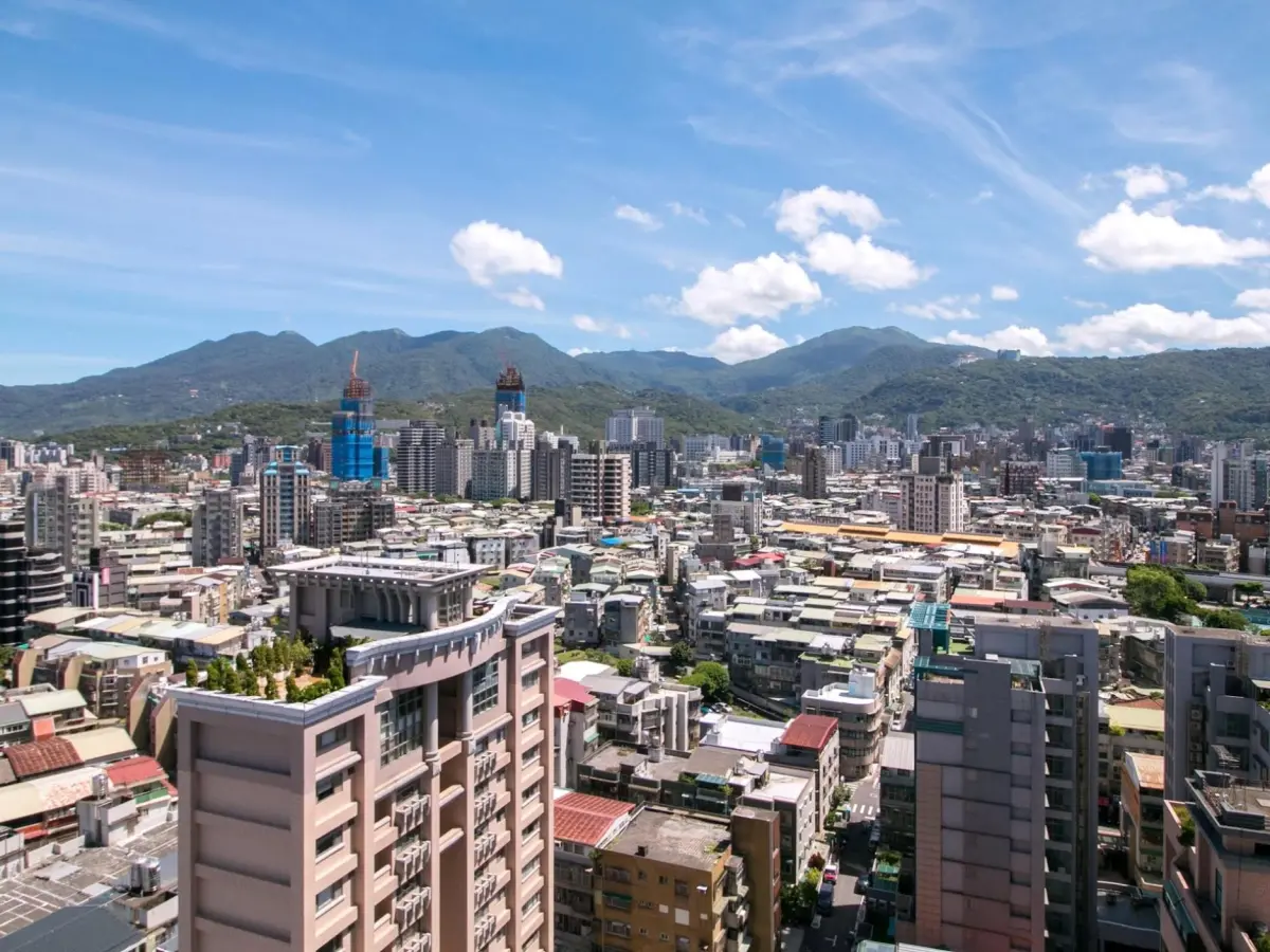 ▲台北市士林區新舊屋差幅高達43.8%，是12行政區之最，文山區則是最低。（圖／永慶房產集團提供）