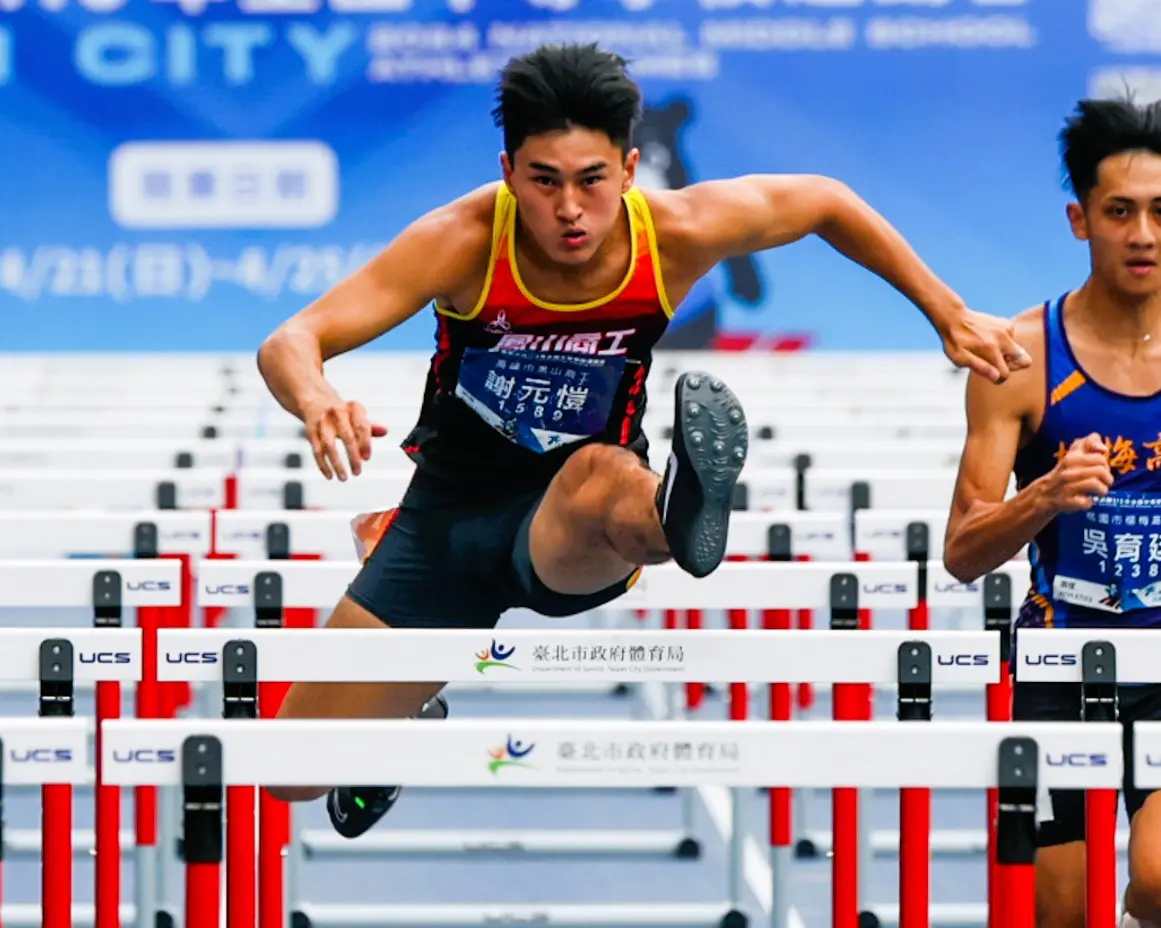 ▲113高男110公尺跨欄高雄市鳳山商工謝元愷破大會。（圖／全中運提供）