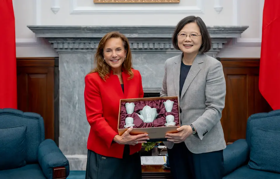 ▲蔡英文今接見「美國聯邦眾議院共和黨黨團會議秘書長麥珂蓮（Lisa McClain）跨黨派訪問團」。（圖／總統府提供）