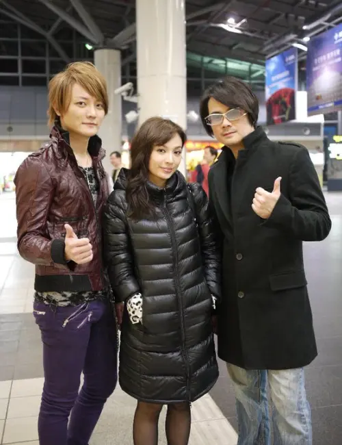 ▲F.I.R.經典曲無數,為許多6、7年級生青春回憶,不過3人短時間難再合體。(圖/F.I.R.飛兒樂團臉書) ▲F.I.R.經典曲無數,為許多6、7年級生青春回憶,不過3人短時間難再合體。(圖/F.I.R.飛兒樂團臉書)