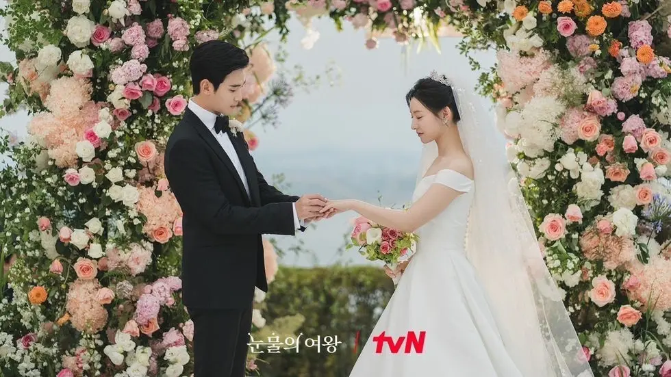 ▲Netflix韓劇《淚之女王》中金秀賢與金智媛的結婚場地，是不少韓劇CP御用拍攝飯店，就連玄彬、孫藝真舉辦世紀婚禮時，也選擇此處。（圖／《淚之女王》劇照）