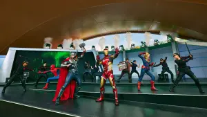 ▲香港迪士尼樂園度假區有「漫威超級英雄匯」活動，包含全新日間表演「超能覺醒：史達科技展保衛戰」。（圖／香港迪士尼提供）