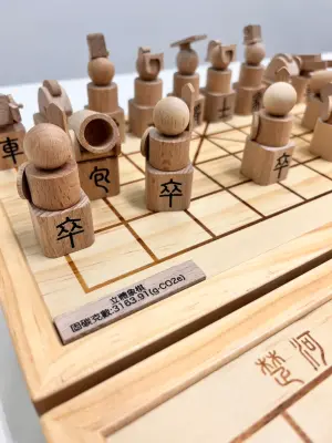 「木匠兄妹工房」文創 標示產品碳匯量 ▲立體象棋(圖/木匠兄妹工房提供2024.4.26)