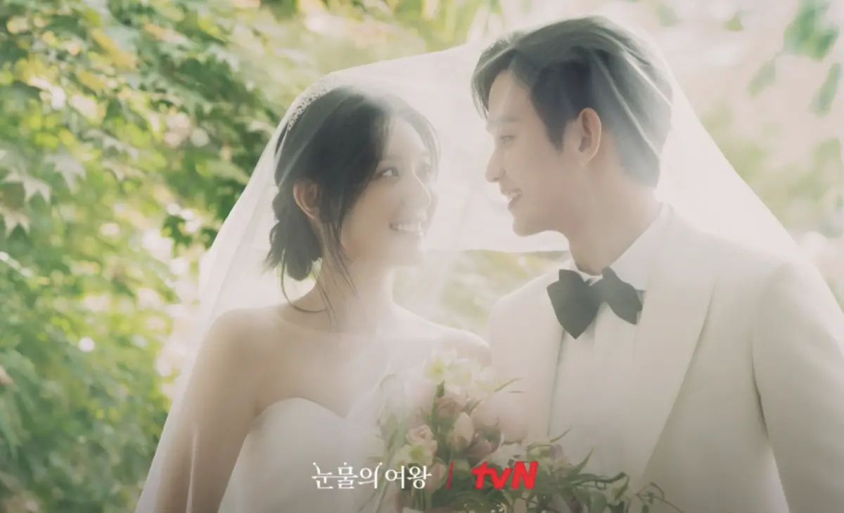 ▲《淚之女王》金智媛（左）腦瘤的治療方法，在台灣已進入第3期臨床試驗。（圖／翻攝tvN）