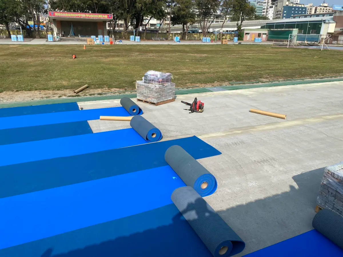 ▲雄中跑道去年才換新。（圖／翻攝雄中臉書）