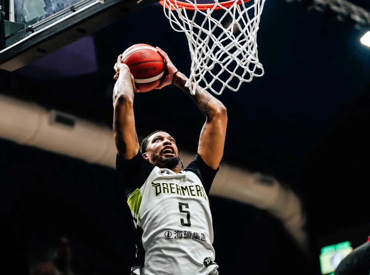 ▲夢想家洋將麥卡洛轟下20分、10籃板。(圖/球團提供)