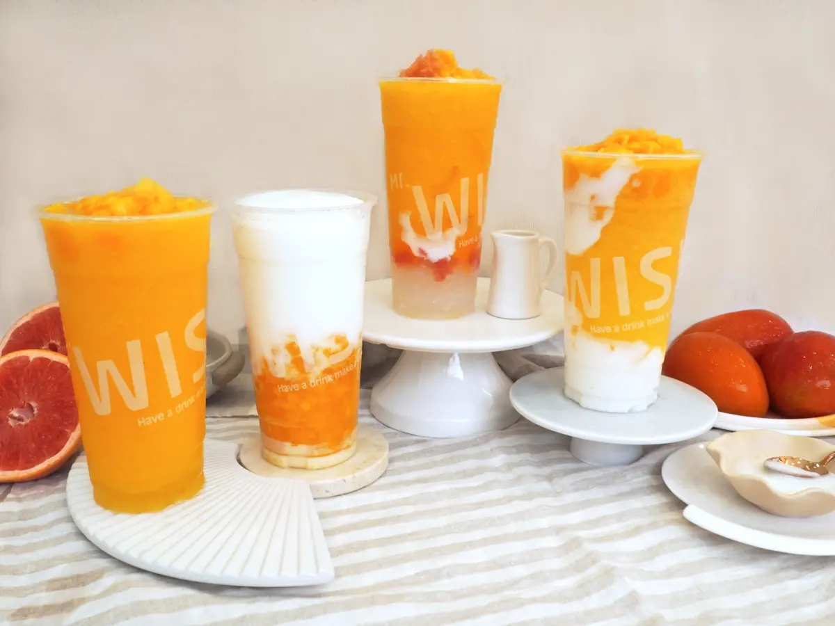 ▲再睡5分鐘聯名壽司郎奶蓋「買一送一」，Mr.Wish夏日迎接芒果季開喝楊枝甘露、另推外送「買一送一」優惠；茶湯會台中龍富店開幕，買輕食系列＋任一飲品享「飲品88折」好康。（圖／MR.WISH提供）