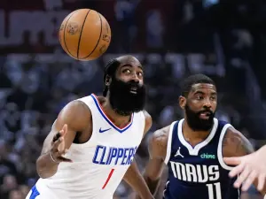 ▲James Harden（左）表現荒腔走板。（圖／美聯社／達志影像）