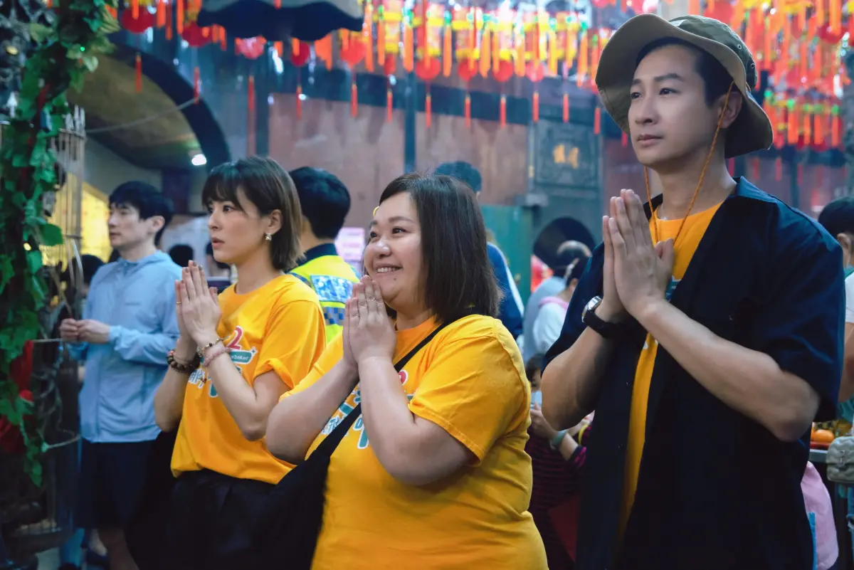 ▲《我的婆婆怎麼那麼可愛》第2季劇組前往宜蘭拍攝，還到永安宮參拜還願。（圖／公共電視提供） 