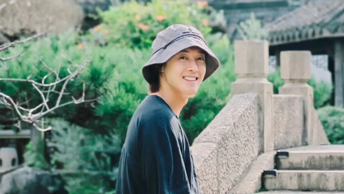 ▲有「國民學長」美譽的金賢重在爆出醜聞後隱退演藝圈，如今正在務農。（圖／IG hyunjoong860606）