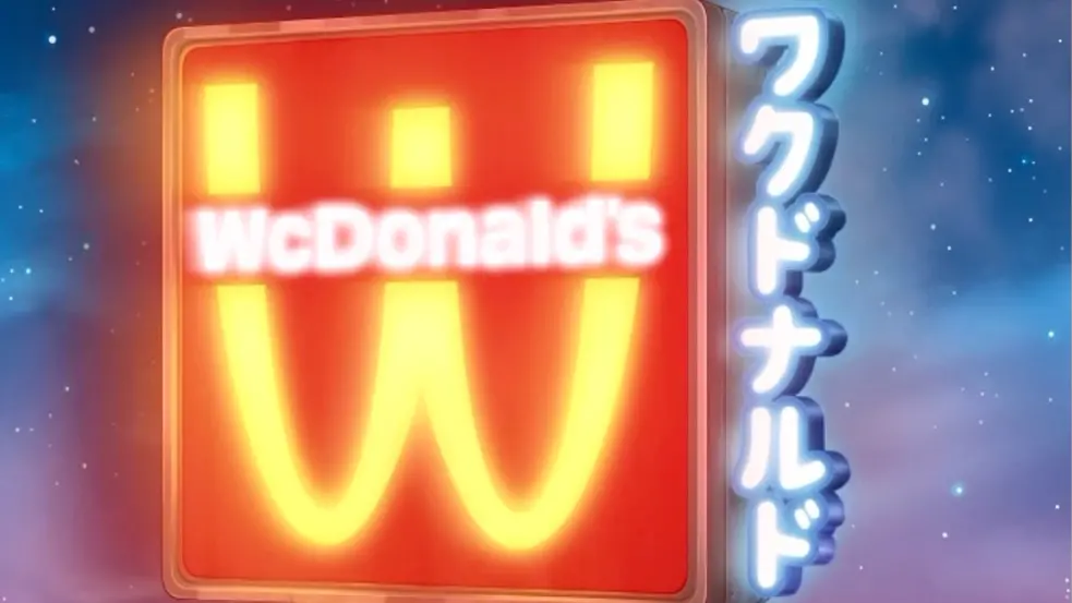 ▲麥當勞把Logo弄倒了！招牌金拱門M變成W「ワクドナルド」，「WcDonald’s麥當勞動漫宇宙」即將登陸台灣！曾在柯南、蠟筆小新裡出現過的漫畫包裝及麥克雞塊全新沾醬明日公布。（圖／翻攝自麥當勞IG@mcdonalds）