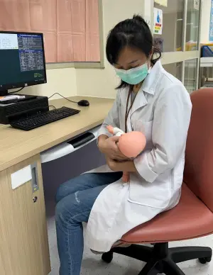 ▲劉思妤醫師提醒民眾若有類似困擾，應積極就醫，以免母子健康受影響。（圖／新竹台大分院提供）