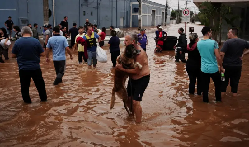 巴西南部洪水78死逾百失蹤　當地史上最嚴重氣候災難