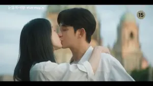 ▲▼「白洪夫妻」德國蜜月吻戲總計10場,全數大公開。(圖/tvN drama YouTube) ▲▼「白洪夫妻」德國蜜月吻戲總計10場,全數大公開。(圖/tvN drama YouTube)