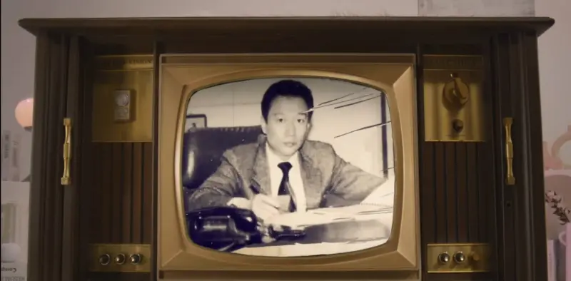 ▲鴻海50周年形象片曝光,創辦人郭台銘年輕時候的模樣出現在影片中。(圖/擷取自鴻海50周年形象片)