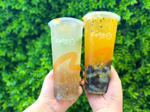 CoCo今「百香雙響炮買一送一」!端午節星巴克、珍煮丹也買一送一 ▲CoCo都可27週年慶暨母親節優惠!檸檬奇遇桔特價30元、百香雙響炮特價40元。(圖/CoCo都可提供)