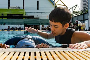 泳池憋氣訓練當場溺斃！「靜態閉氣」有撇步：3步驟學會確保安全
