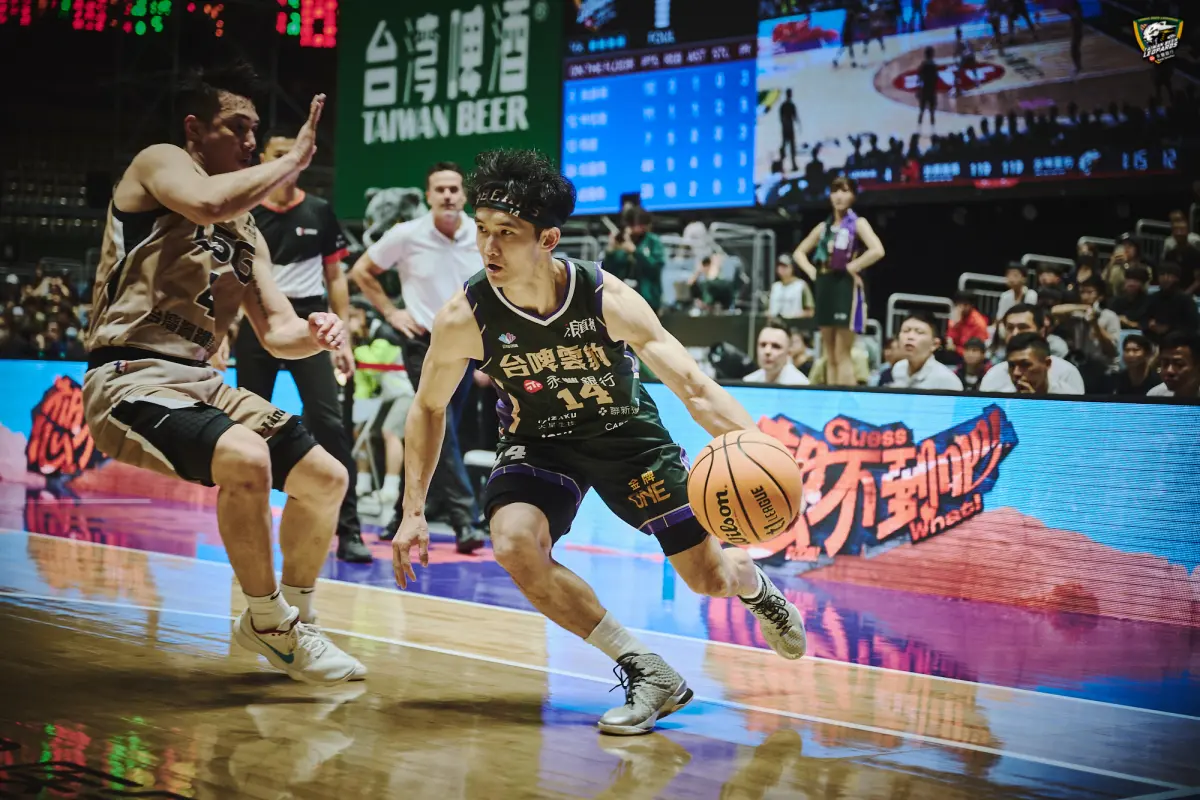 ▲「小巨人」蔣淯安睽違一季後，今年二度進入年度防守第一隊，他的身體素質和拼戰意識獲得誇讚。（圖／台啤雲豹提供）