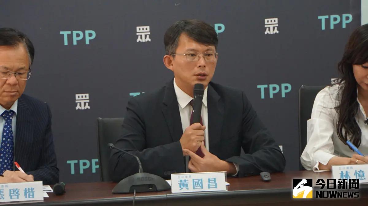 ▲行政院前院長蘇貞昌稱讚女兒蘇巧慧有親和力，民眾黨立委黃國昌反酸「欺騙神明選新北市」。（圖／記者呂炯昌攝，2024.05.10）