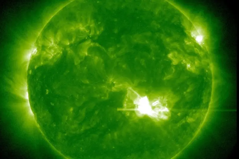 ▲氣象署發布「地球磁暴」示警，太陽閃焰並伴隨產生顯著的日冕拋射物質事件，預估從5月11日凌晨通過地太空環境，影響持續長達24小時。（圖／翻攝自報天文-中央氣象署）