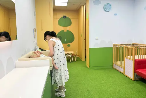 「彈性育嬰留停」明年元旦上路！3大配套措施簡化申請程序出爐
