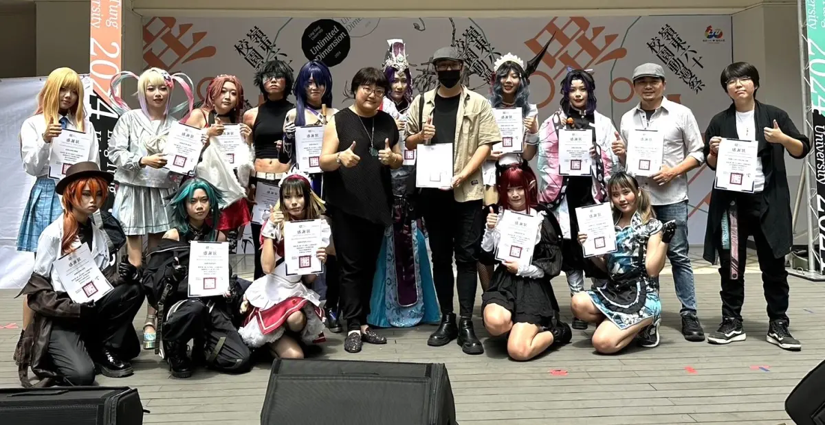 ▲嶺東六十校園動漫祭知名Coser與學生一起跨界聯演。（圖／嶺東科大提供）